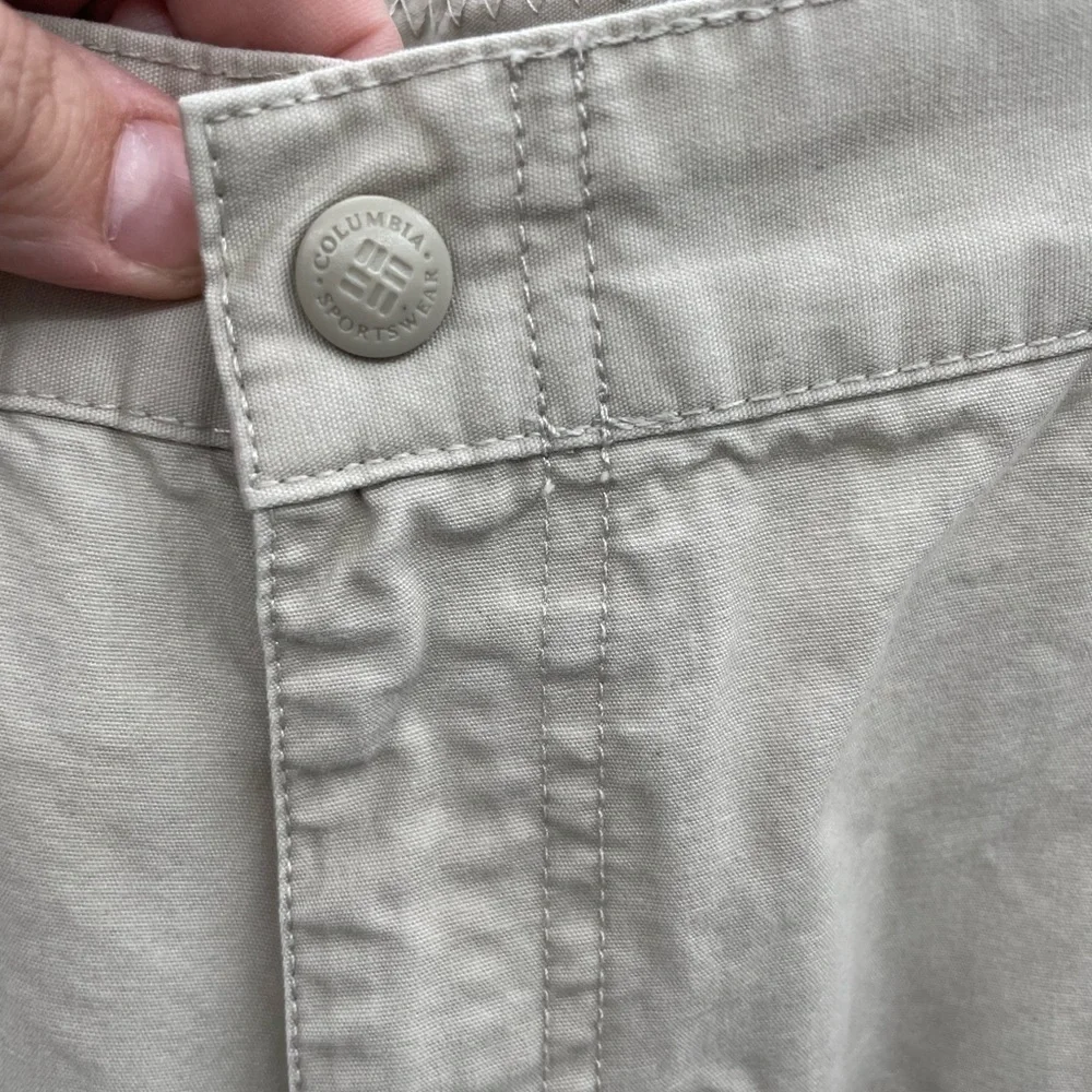 Columbia tan Men flat front activewear casual athleisure outdoor summer short 42